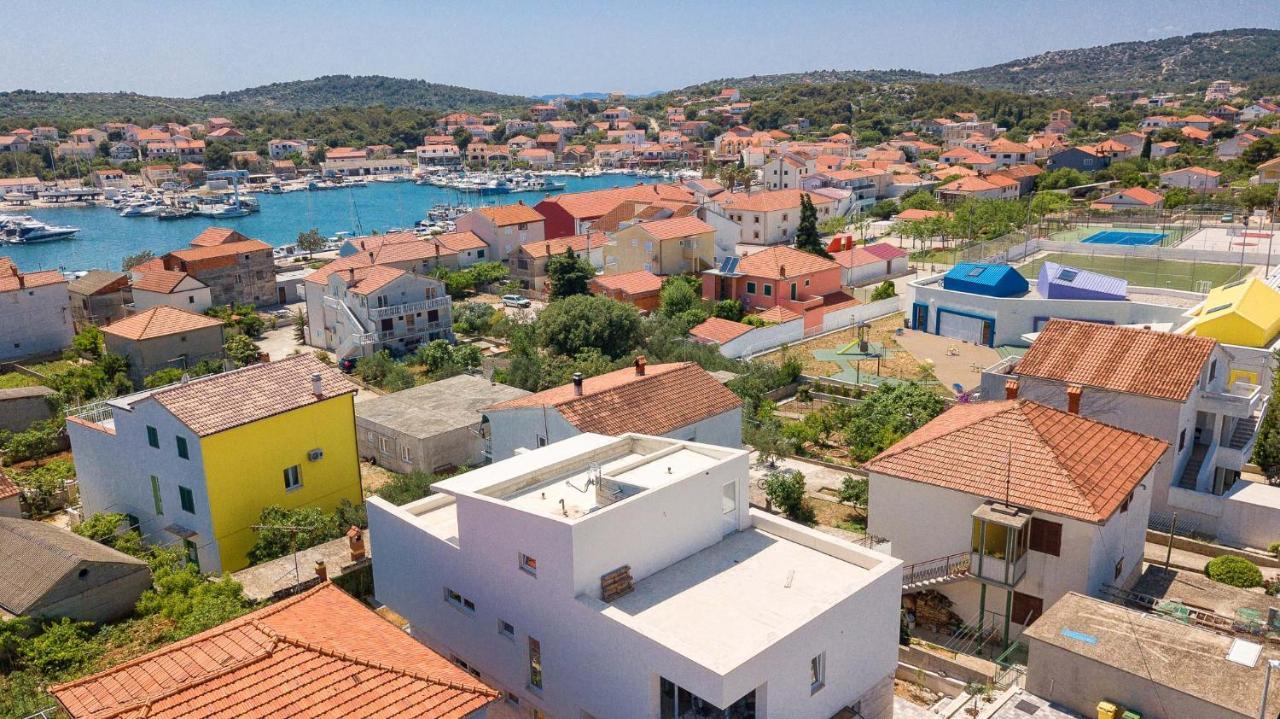 Vila Regina Apartment Paloma With Swimming Pool Jezera Exterior foto