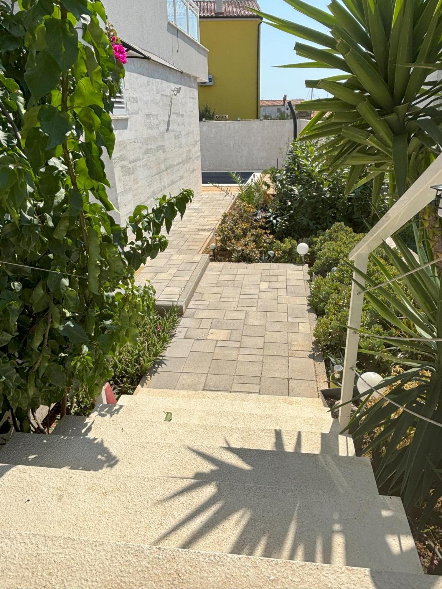 Vila Regina Apartment Paloma With Swimming Pool Jezera Exterior foto